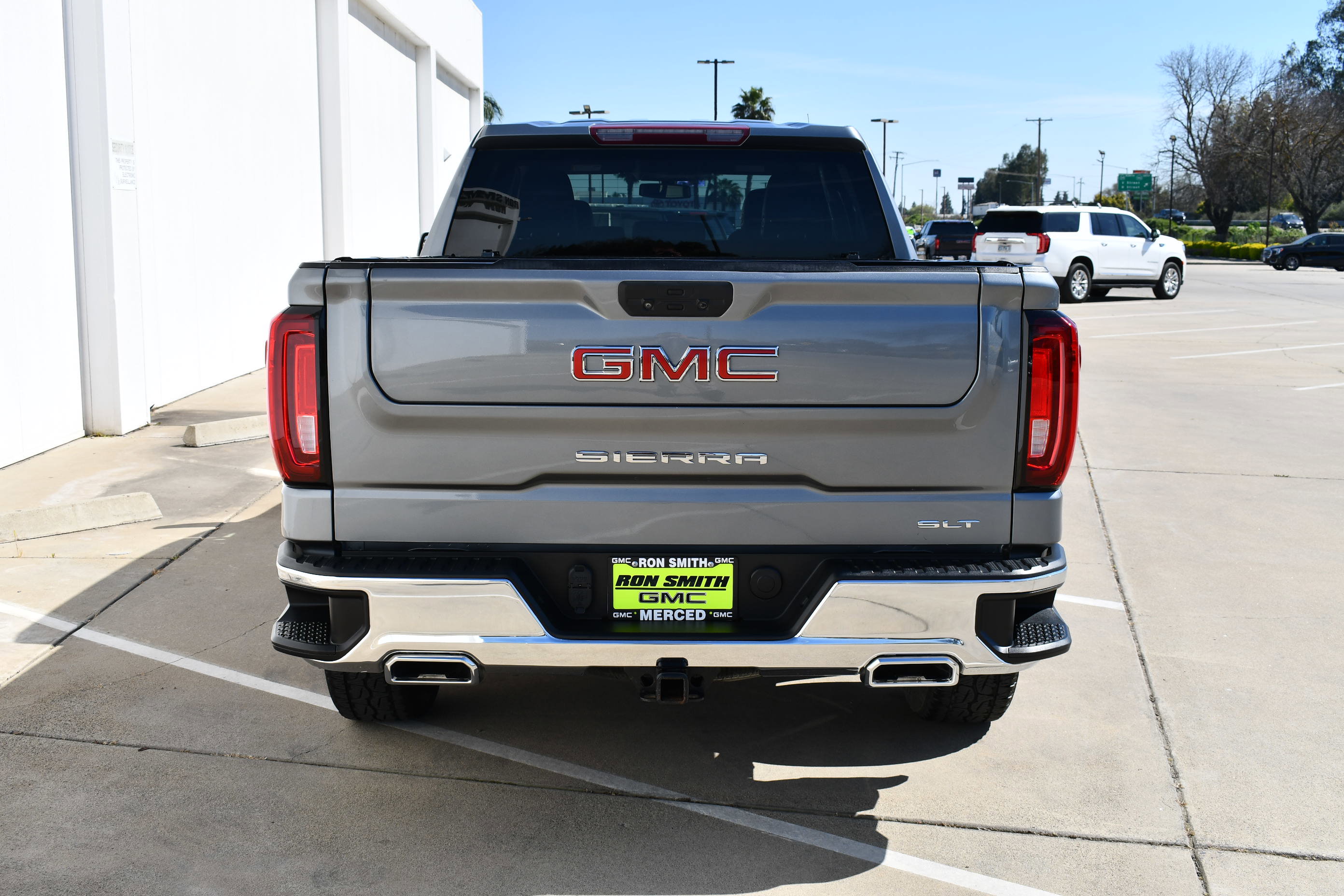 Used 2021 GMC Sierra 1500 SLT w/ X31 Off-Road Package image 8