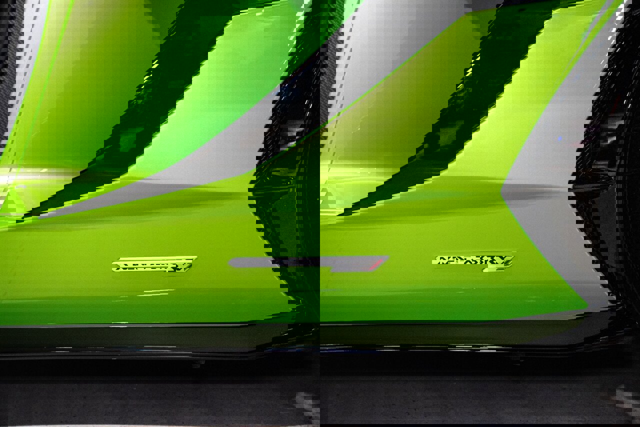 Used 2021 Lamborghini Aventador SVJ image 17