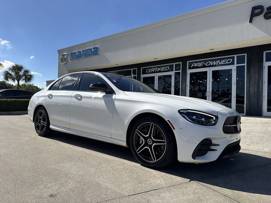 Used 2022 Mercedes-Benz E 350 Sedan w/ Driver Assistance Package image 22