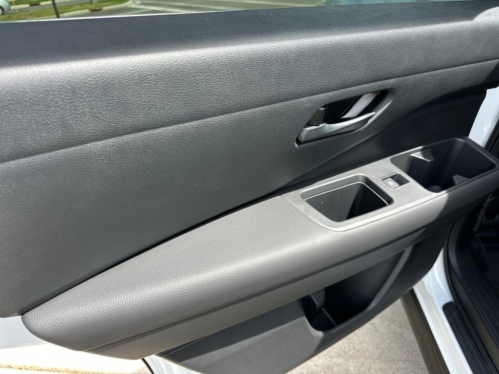 New 2026 Nissan Pathfinder SV AWD/4WD image 14