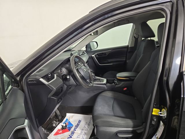 Used 2019 Toyota RAV4 LE w/ All Weather Liner Package image 12