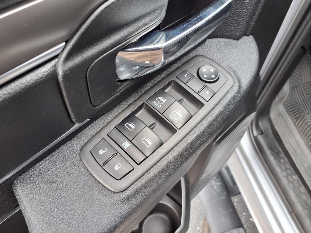 Used 2021 RAM 1500 Warlock AWD/4WD image 17