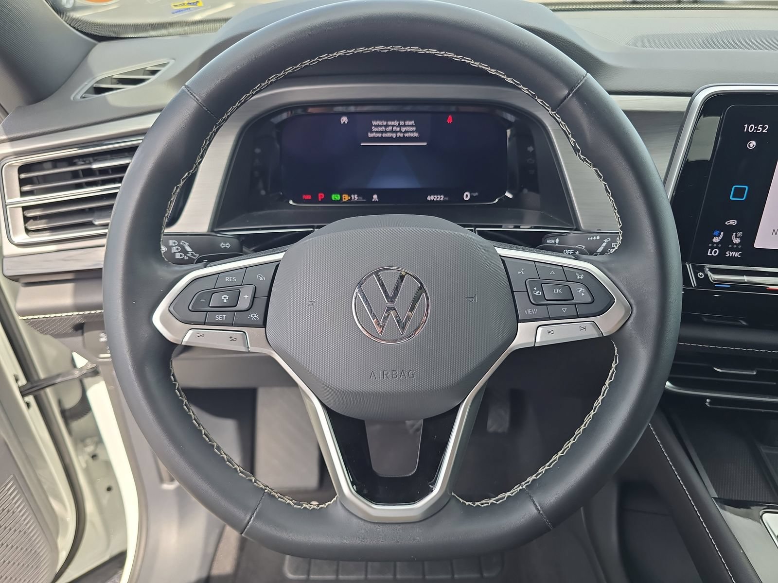 Used 2024 Volkswagen Atlas Cross Sport SE w/ Panoramic Sunroof Package FWD image 25