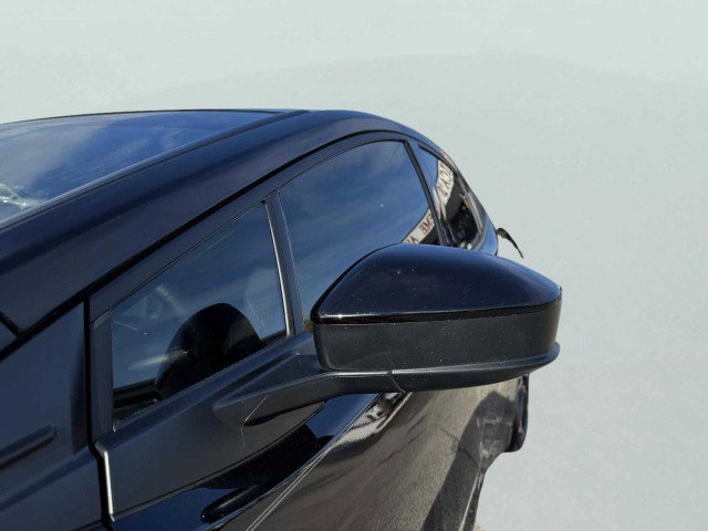Used 2025 Toyota Prius image 10