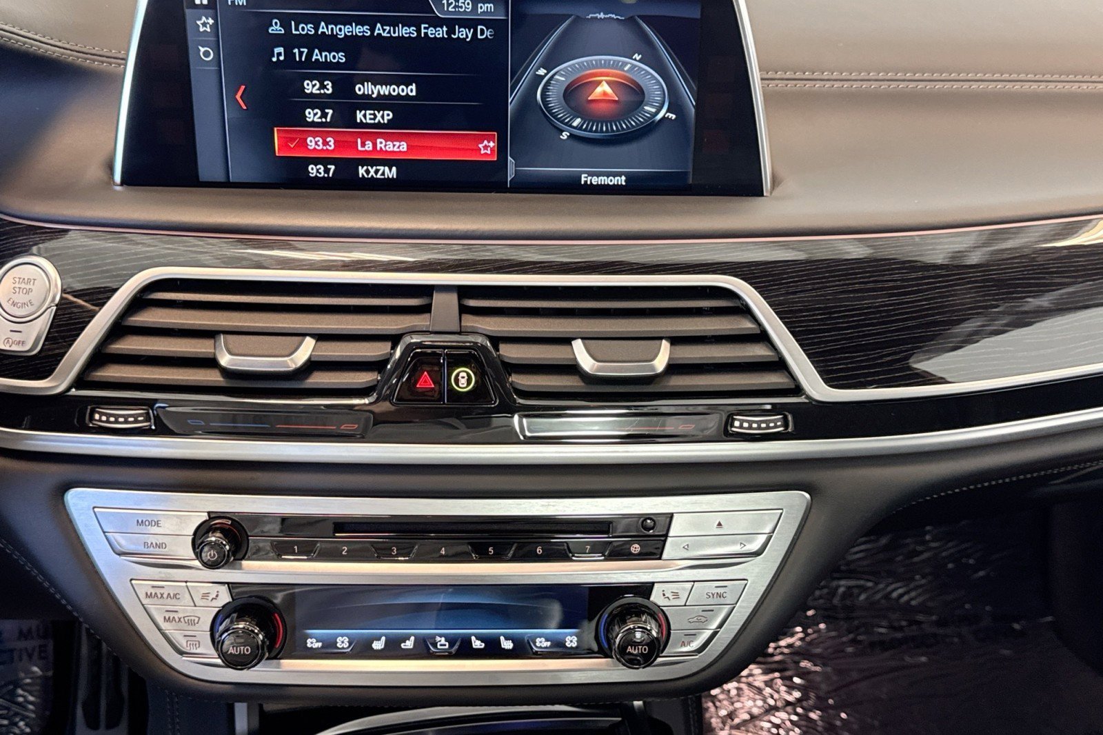Used 2019 BMW M760i xDrive w/ Luxury Rear Seating Package image 15