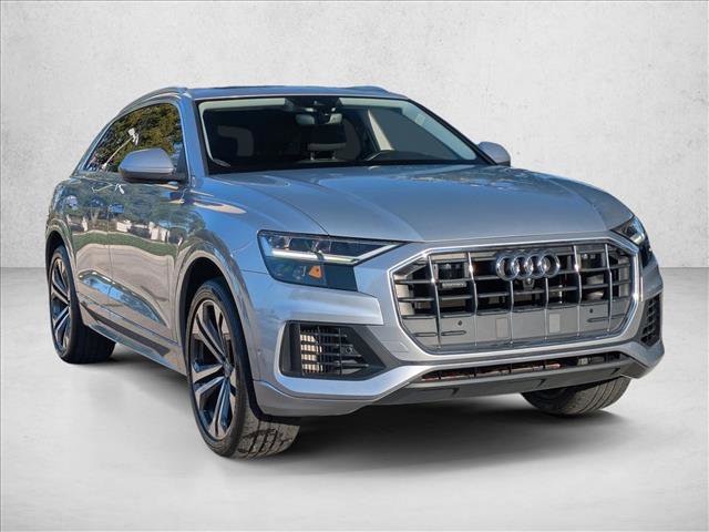 Used 2019 Audi Q8 Premium Plus w/ Premium Plus AWD/4WD video 3