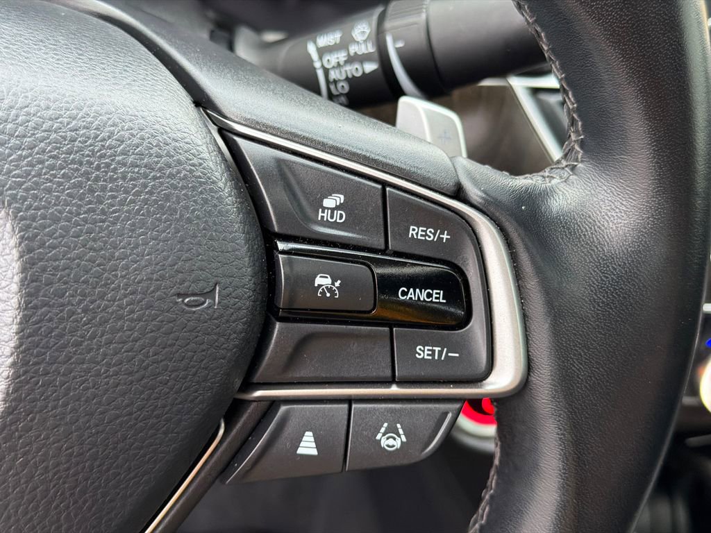 Used 2022 Honda Accord Touring image 25
