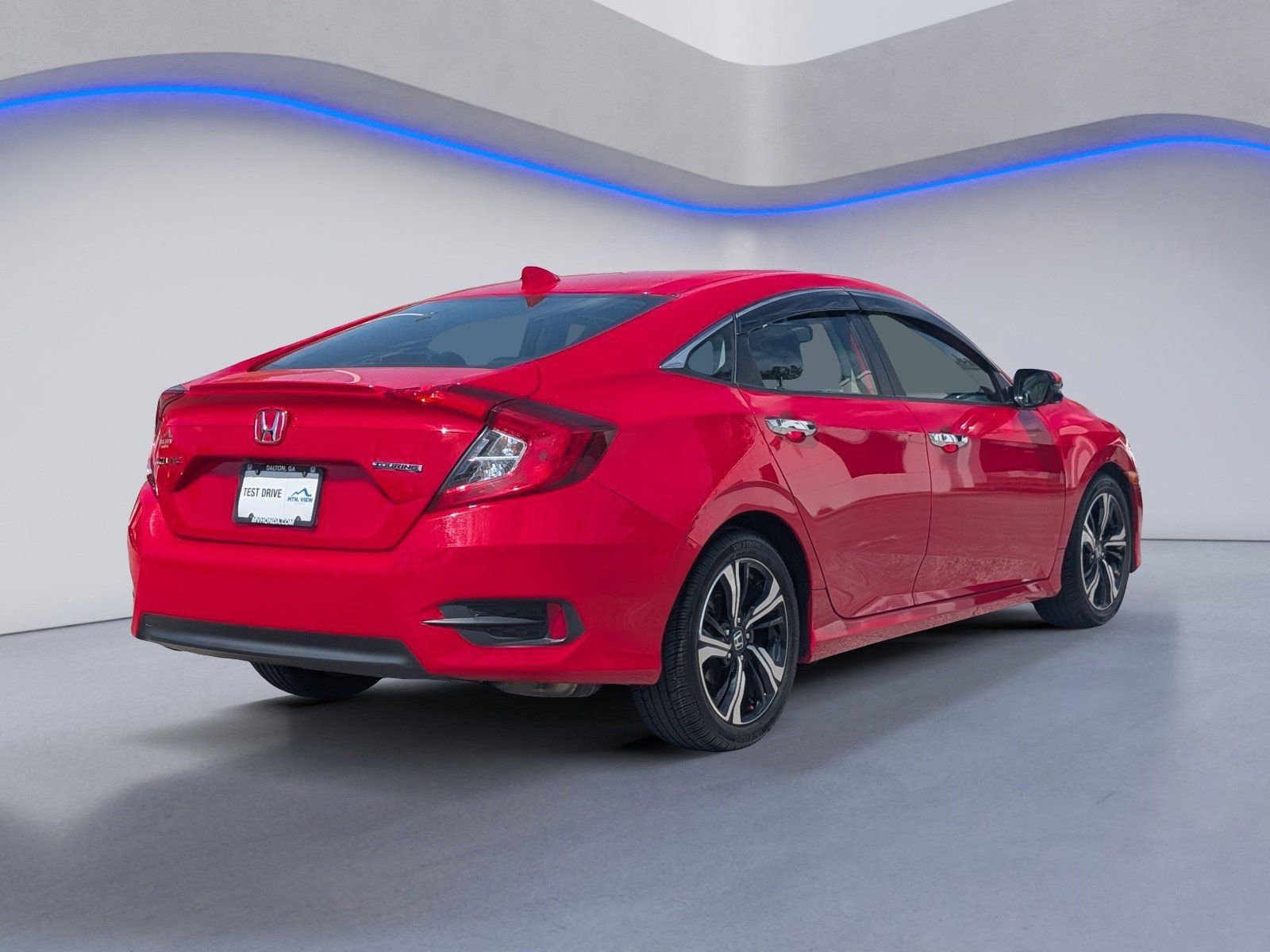 Used 2018 Honda Civic Touring image 5