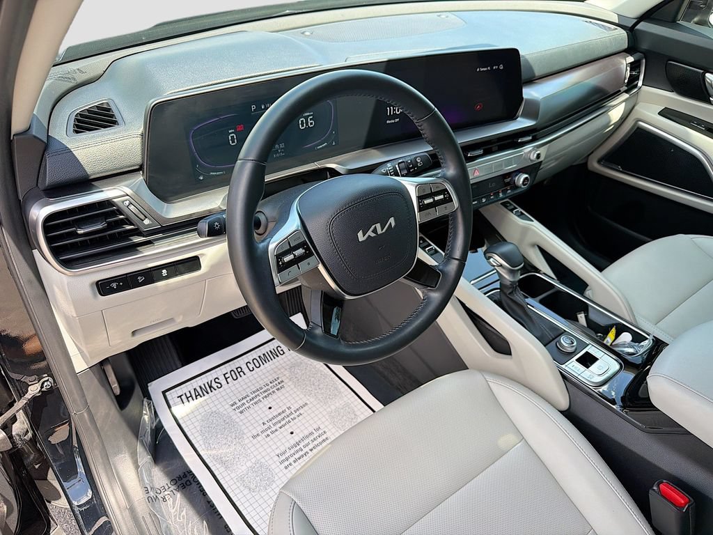 Certified 2024 Kia Telluride S FWD image 24