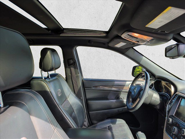 Used 2015 Jeep Grand Cherokee Overland AWD/4WD image 26