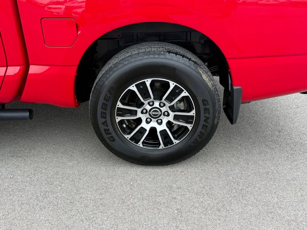 Used 2024 Nissan Titan SV w/ SV Convenience Package image 42