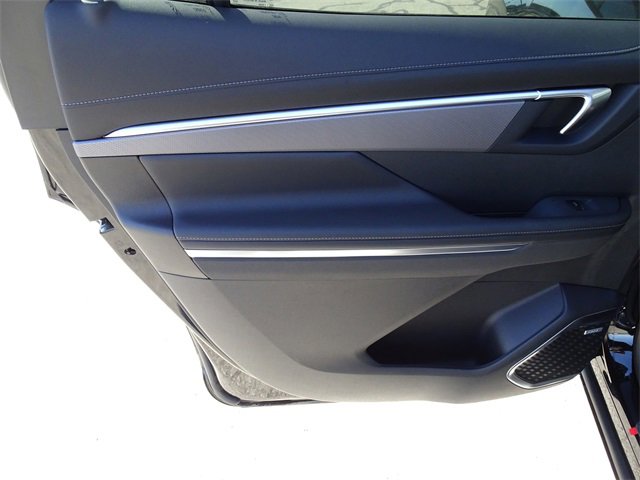 New 2026 Buick Enclave Sport Touring w/ Super Cruise Package image 17