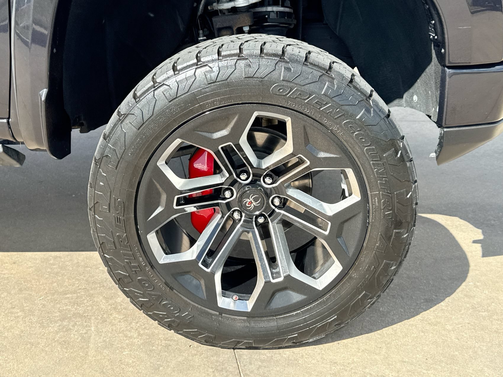 Used 2023 GMC Sierra 1500 AT4 w/ AT4 Premium Package AWD/4WD image 10
