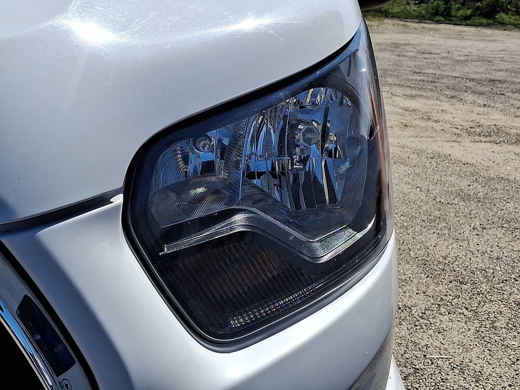 Used 2024 Ford Transit 350 XLT image 8