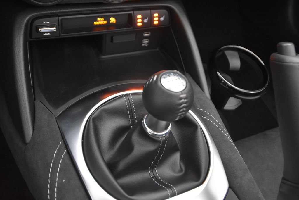 New 2026 MAZDA MX-5 Miata RF Club w/ Weather Package RWD image 37