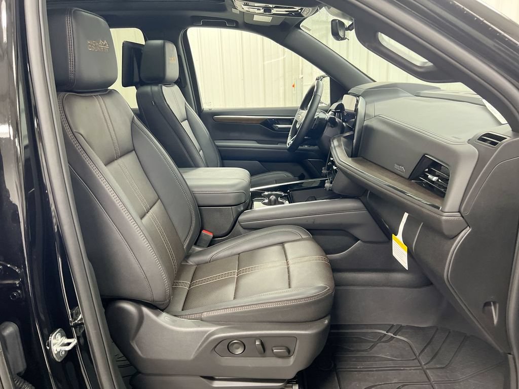 New 2026 Chevrolet Tahoe High Country AWD/4WD image 23