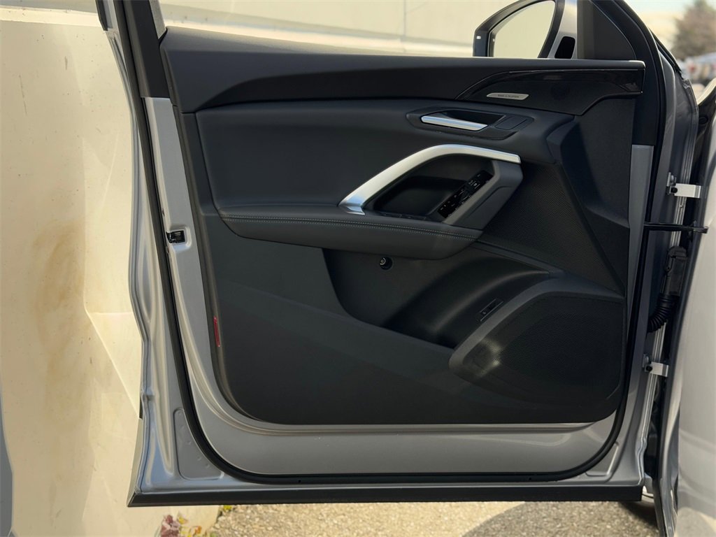 Used 2025 Audi Q5 Premium Plus image 10