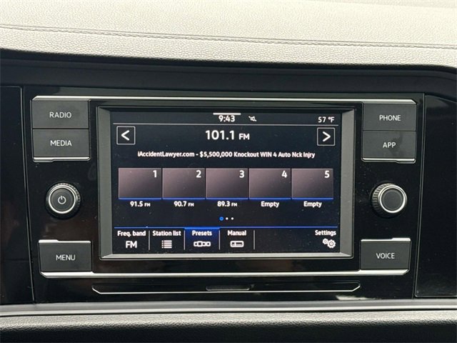 Used 2024 Volkswagen Jetta SE image 12