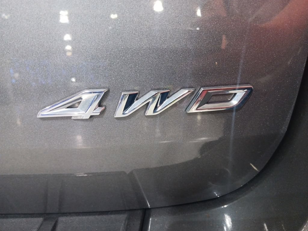 Used 2023 Ford Explorer XLT w/ Equipment Group 202A AWD/4WD image 20