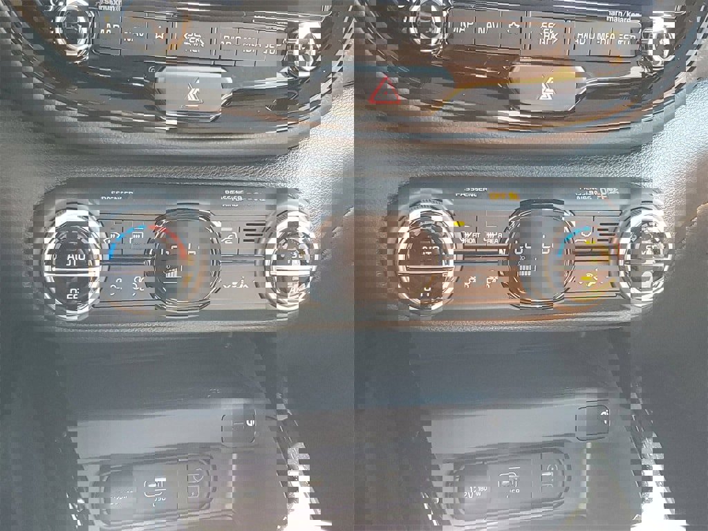 New 2025 Kia Soul EX image 17