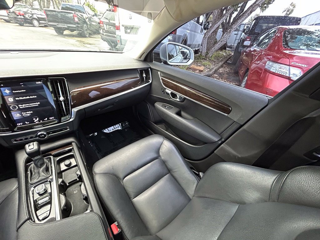 Used 2019 Volvo S90 T5 Momentum AWD/4WD image 11