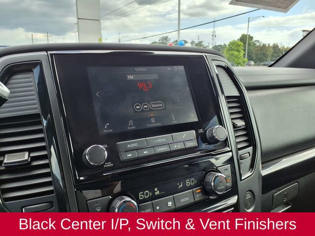 Used 2024 Nissan Titan SV w/ SV Bronze Edition Package image 27