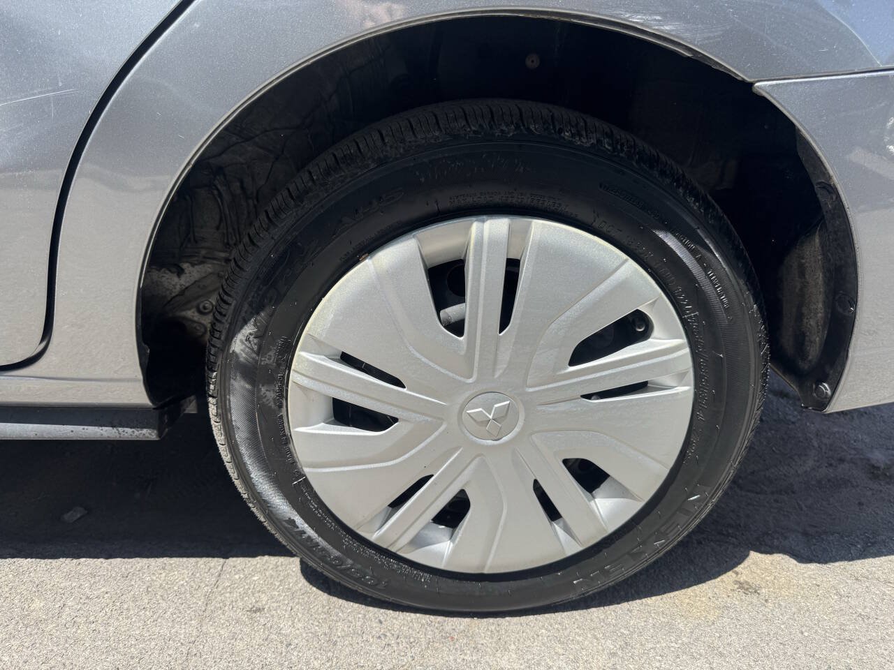 Used 2019 Mitsubishi Mirage G4 ES FWD image 10