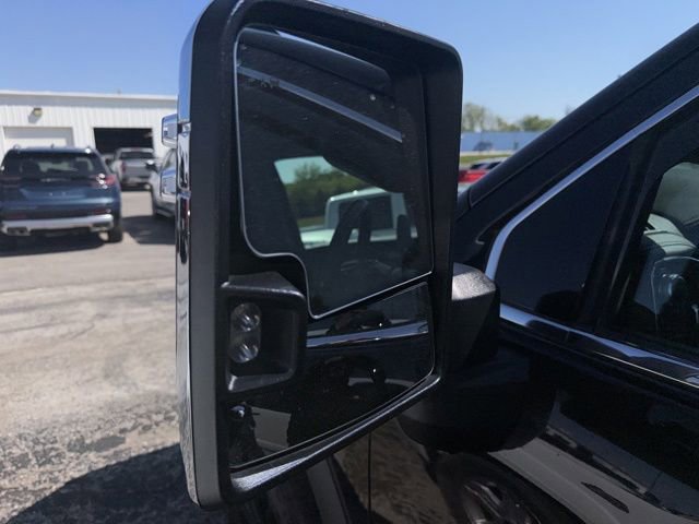 Used 2021 GMC Sierra 2500 Denali w/ Denali Black Diamond Edition AWD/4WD image 27