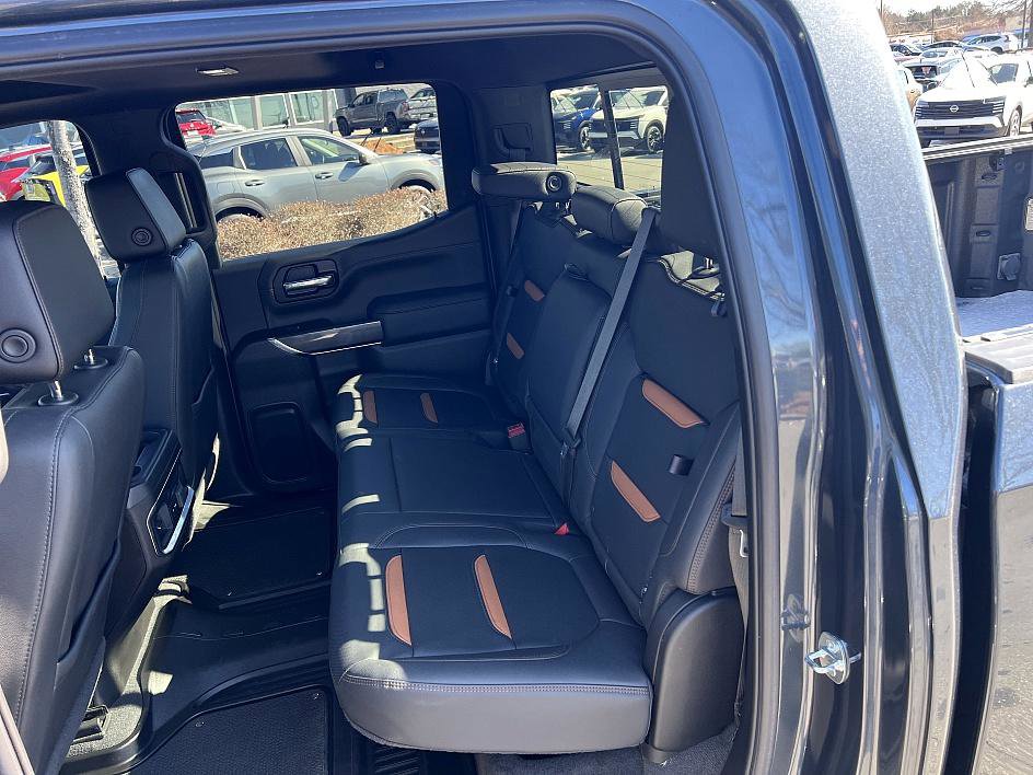 Used 2022 GMC Sierra 1500 AT4 w/ AT4 Premium Package image 14