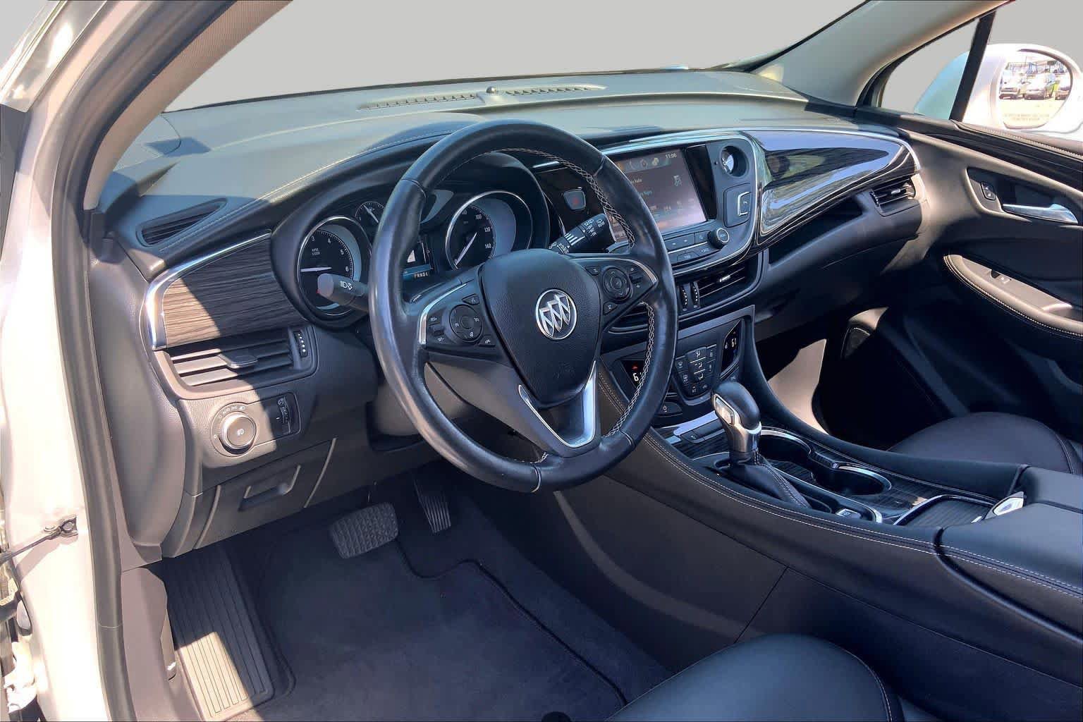Used 2017 Buick Envision Essence FWD image 18