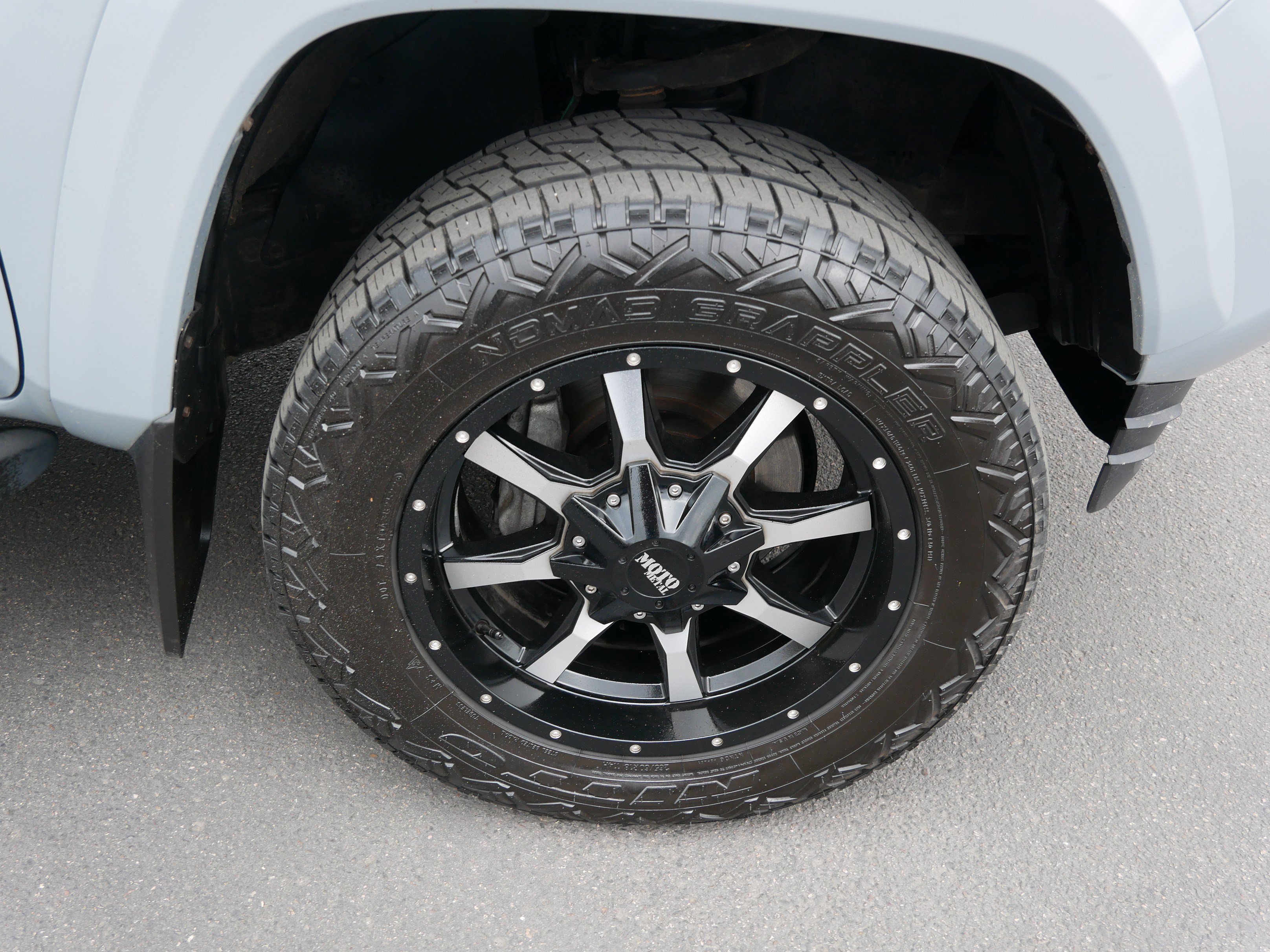 Used 2019 Toyota Tacoma TRD Sport image 15