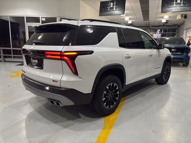 Used 2024 Chevrolet Traverse Z71 w/ Enhanced Driving Package image 6