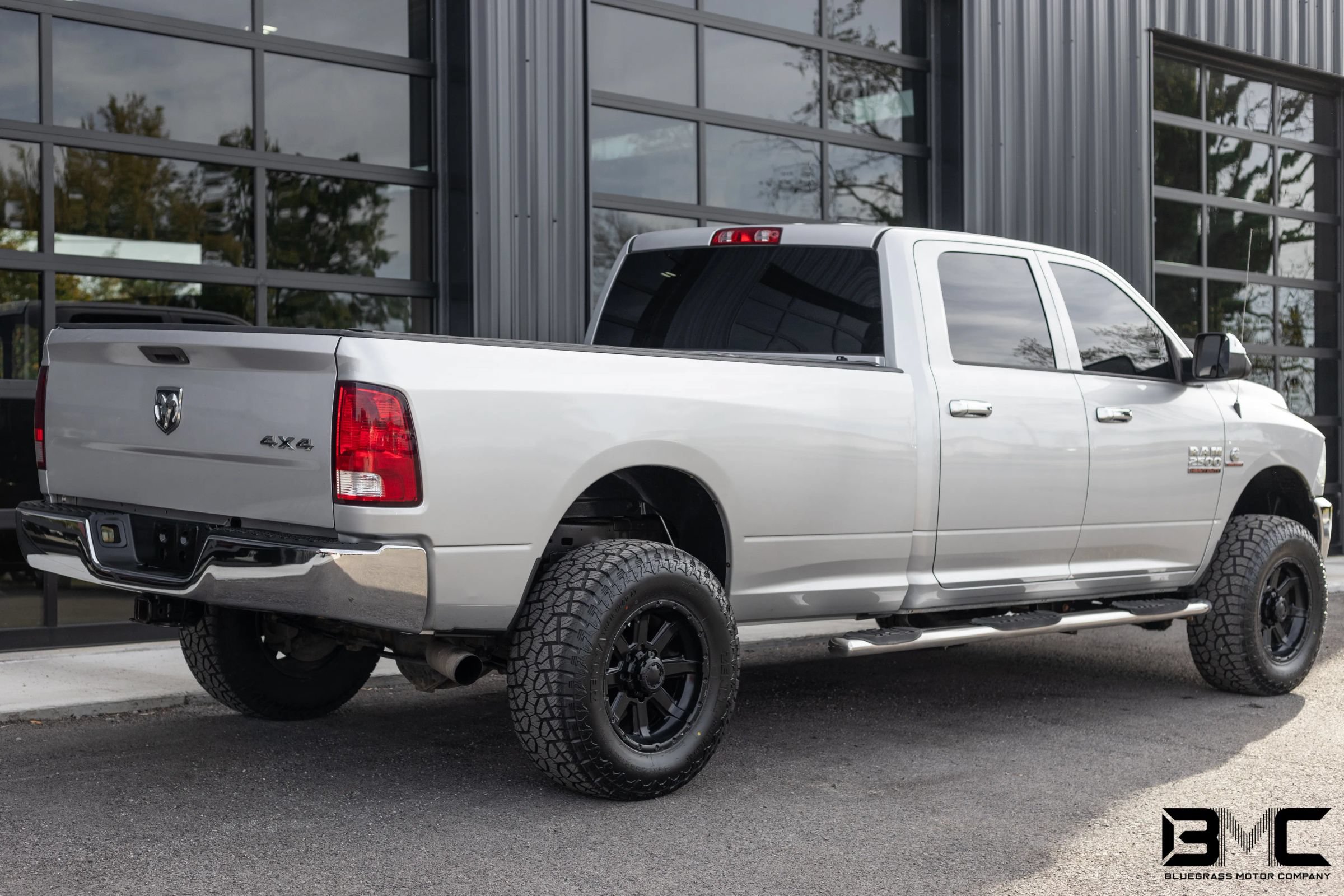 Used 2014 RAM 2500 Tradesman w/ Chrome Appearance Group AWD/4WD image 11