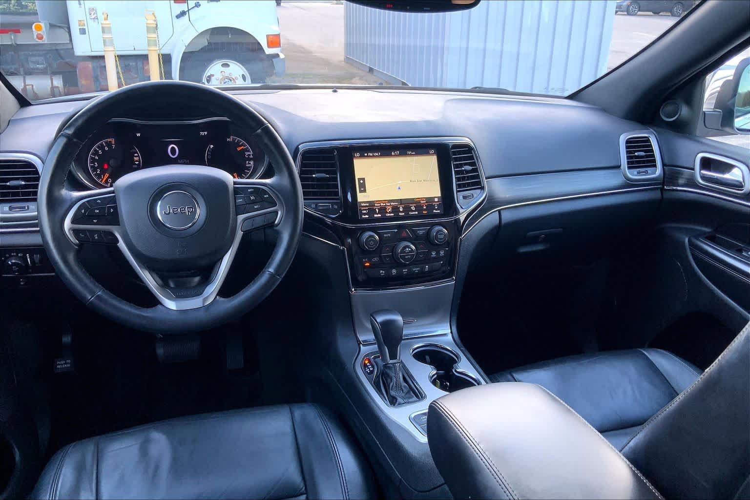 Used 2019 Jeep Grand Cherokee Limited AWD/4WD image 7