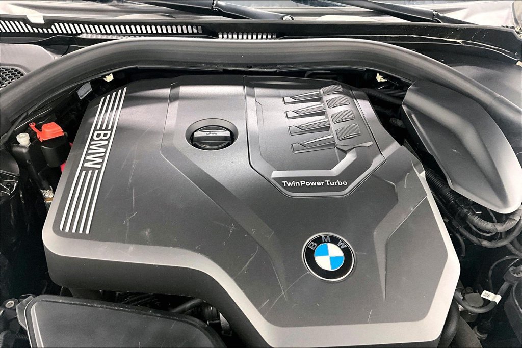 Used 2023 BMW 530i xDrive AWD/4WD image 9