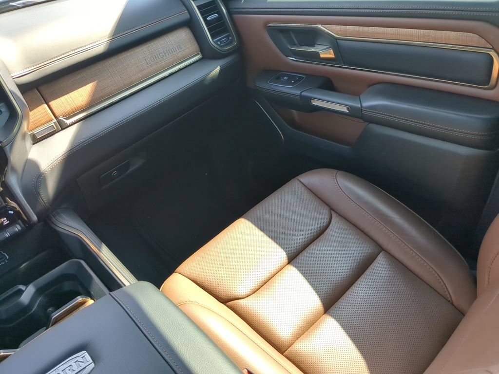 Used 2023 RAM 1500 Limited AWD/4WD image 16
