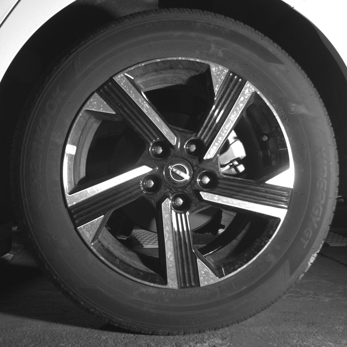 Used 2025 Nissan Sentra SV image 14