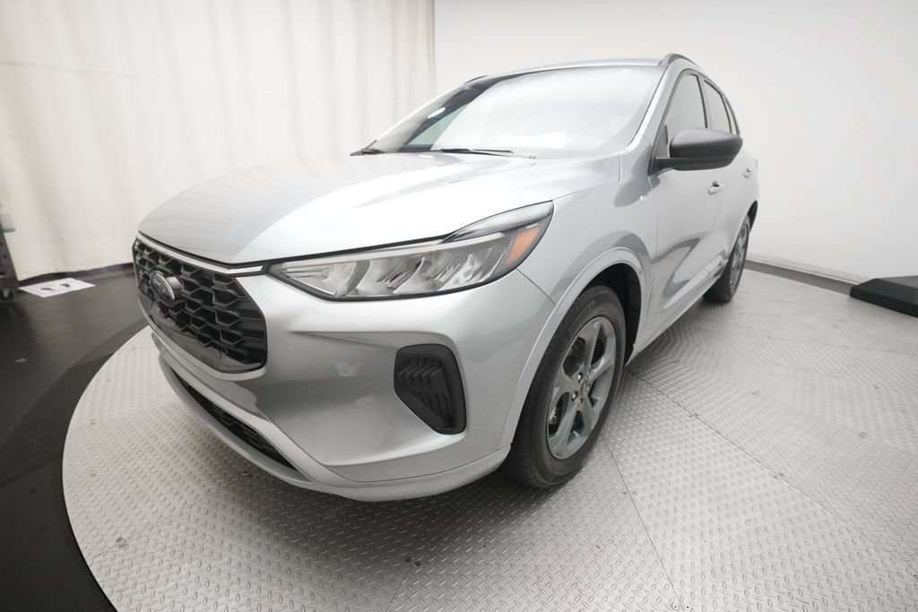 Used 2024 Ford Escape ST-Line w/ Equipment Group 301A FWD image 14