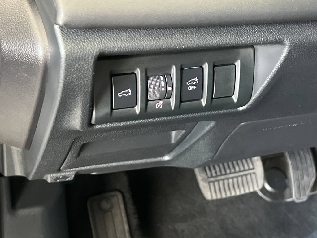 Used 2023 Subaru Outback Onyx Edition XT AWD/4WD image 34