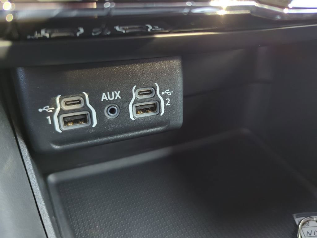 Used 2022 Dodge Durango GT image 21