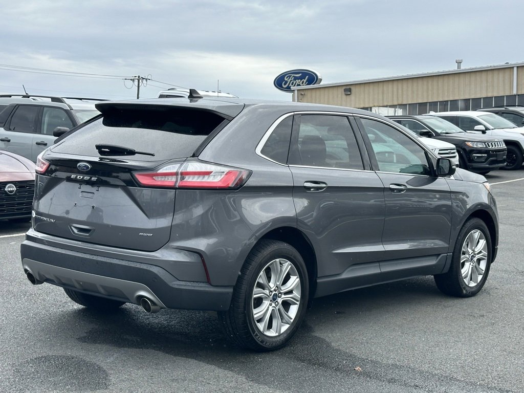 Used 2022 Ford Edge Titanium image 8