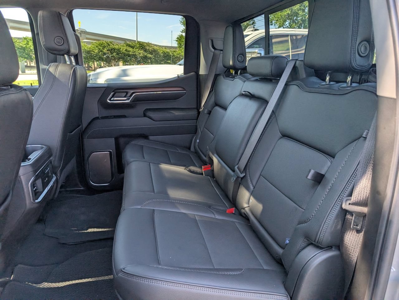 Used 2024 GMC Sierra 1500 Denali RWD image 26