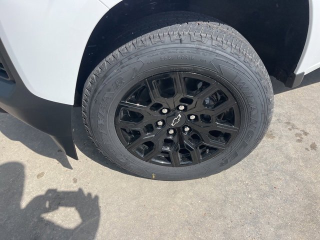 New 2025 Chevrolet Colorado W/T w/ WT Custom Package image 33