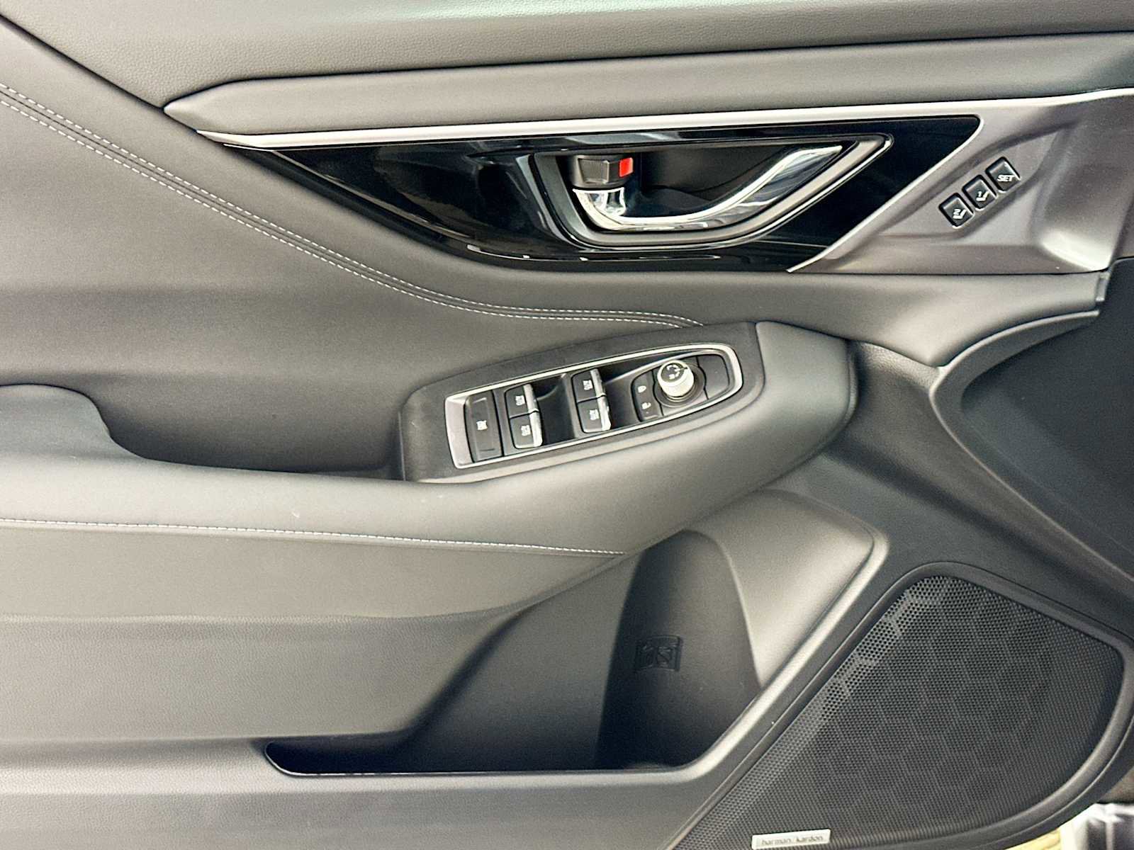 New 2025 Subaru Outback Limited XT w/ Popular Package #2 image 17