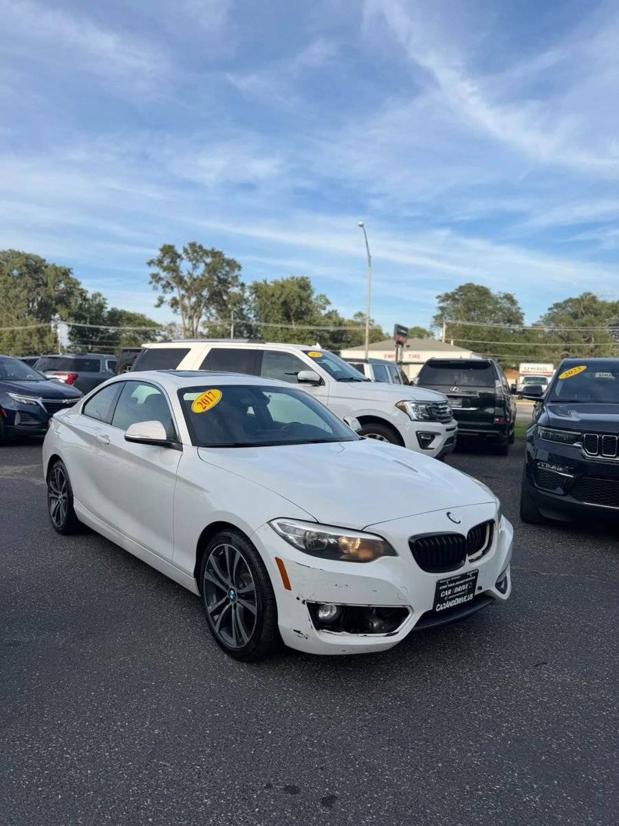 Used 2017 BMW 230i xDrive Coupe AWD/4WD image 6