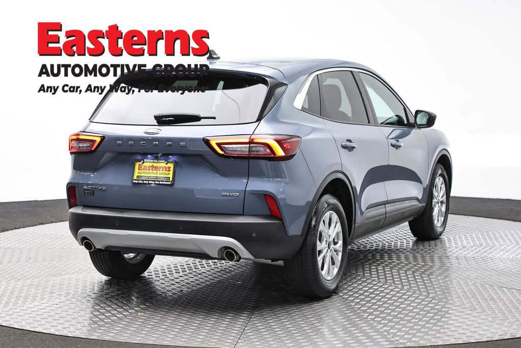Used 2023 Ford Escape Active w/ Tech Pack #1 AWD/4WD image 5
