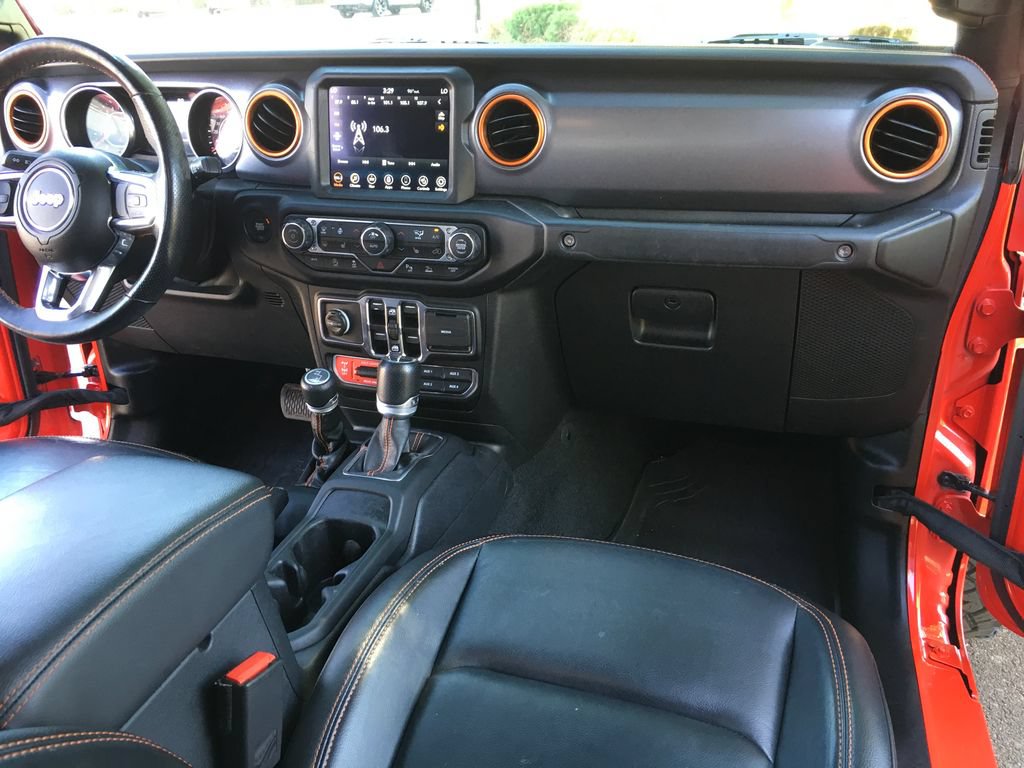 Used 2021 Jeep Gladiator Mojave AWD/4WD image 32
