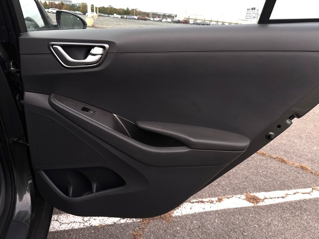 Used 2020 Hyundai Ioniq Blue image 20