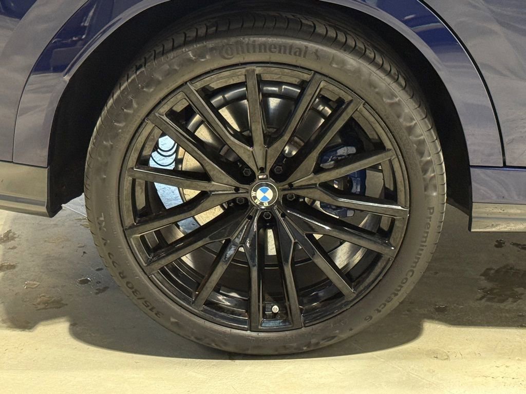 Used 2024 BMW X6 M60i w/ Dynamic Handling Package image 8