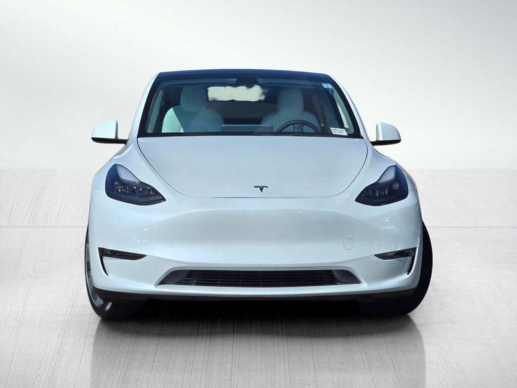 Used 2023 Tesla Model Y Long Range image 2